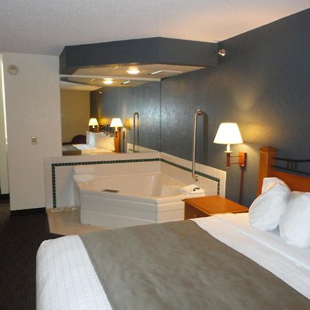 Baymont By Wyndham Owatonna Hotel Kültér fotó