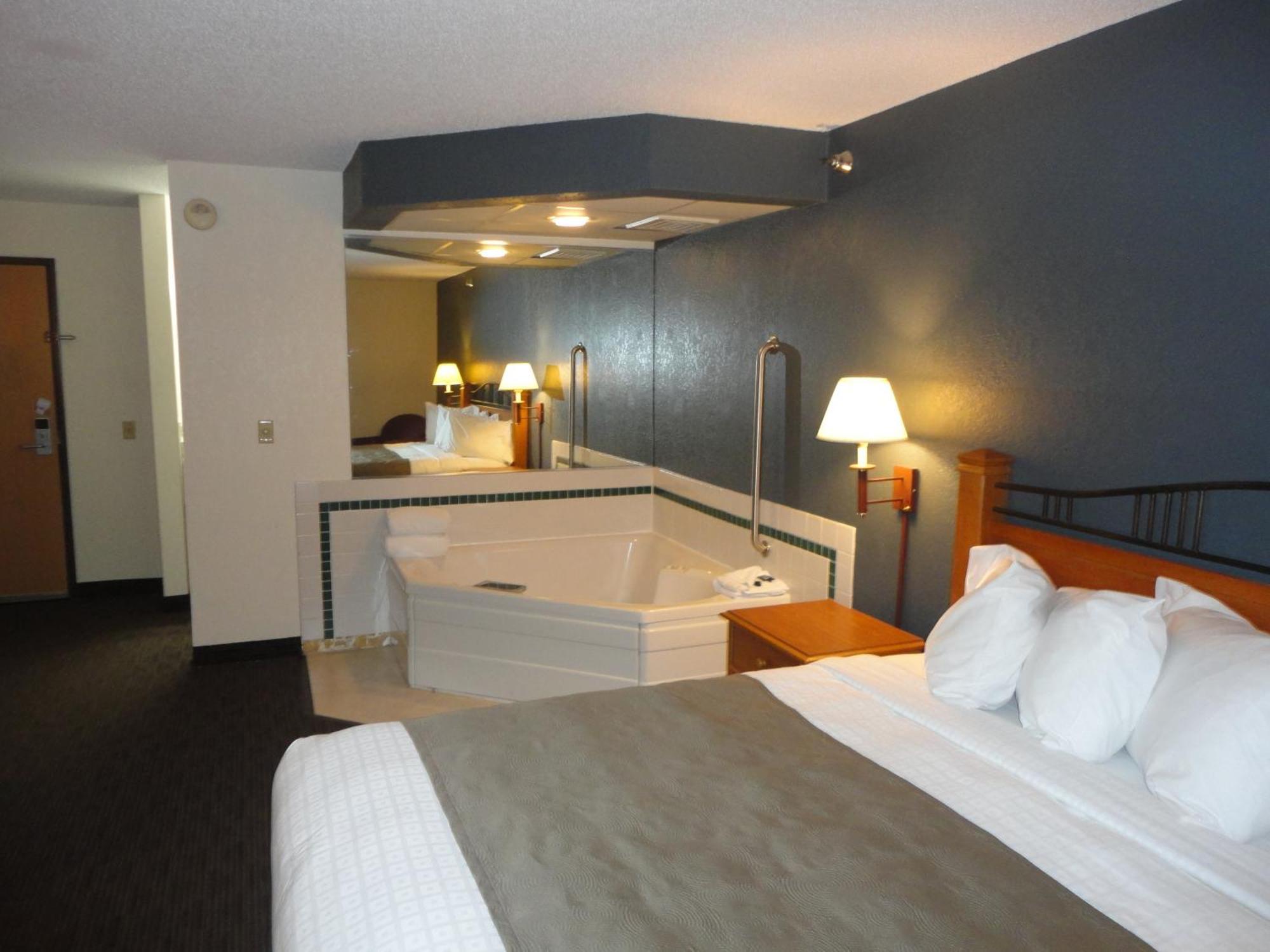 Baymont By Wyndham Owatonna Hotel Kültér fotó